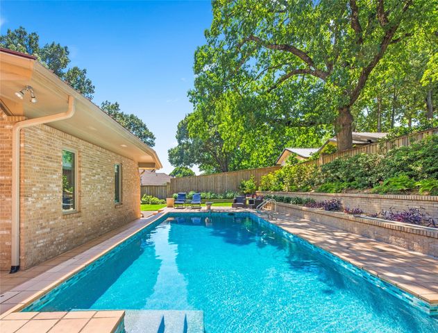 701 Woodland Hills Drive, Tyler, TX 75701