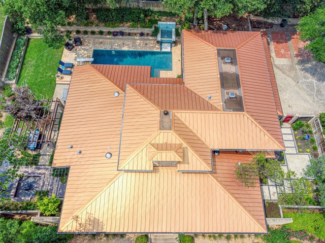 701 Woodland Hills Drive, Tyler, TX 75701