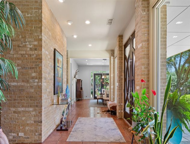 701 Woodland Hills Drive, Tyler, TX 75701