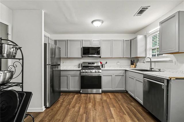 6155 Charring Cross Court, Lithonia, GA 30058
