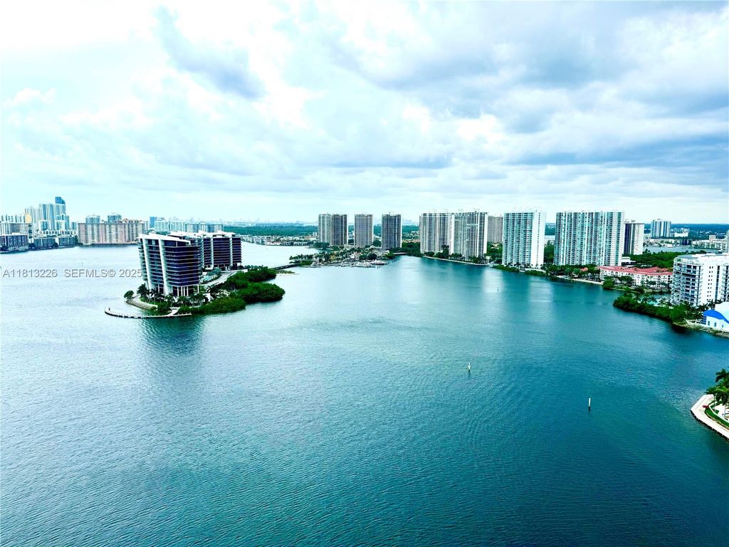 3530 Mystic Pointe Drive 3001, Aventura, FL 33180