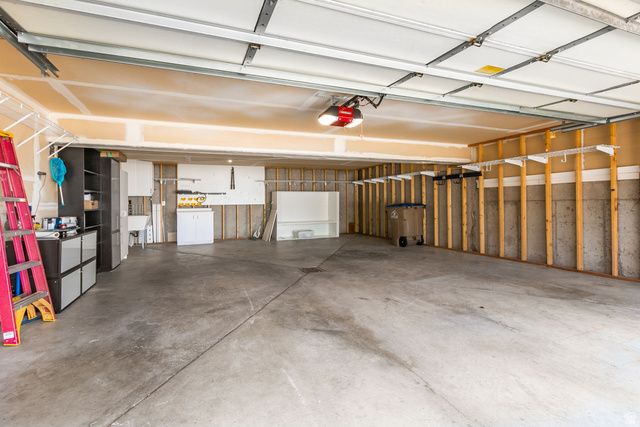 14226 S MOLASSES MILL DR, Draper, UT 84020