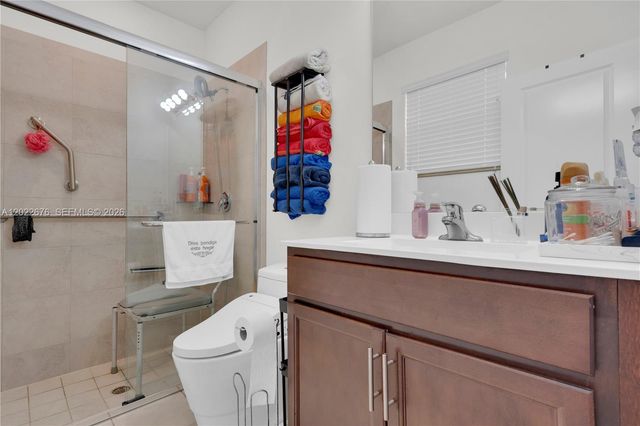 2484 SE 1st St, Homestead, FL 33033