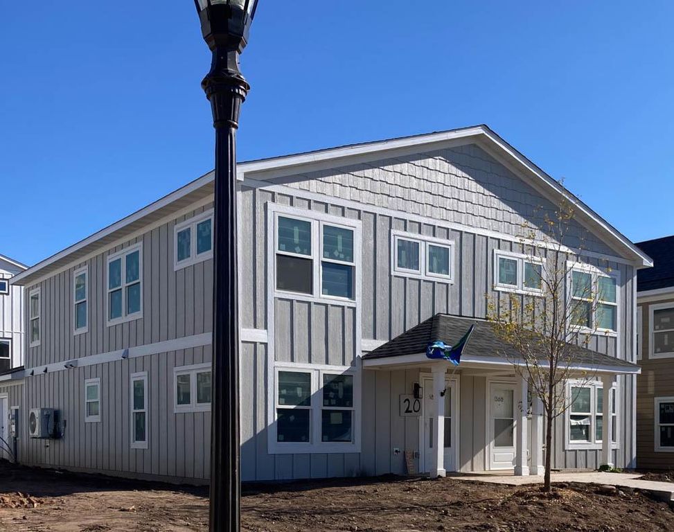 1368 Winthrop Street N 2, Saint Paul, MN 55119