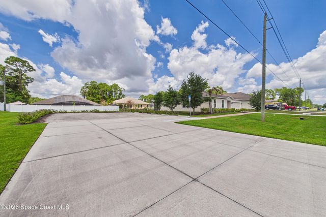 1610 De Groodt Road SW, Palm Bay, FL 32908