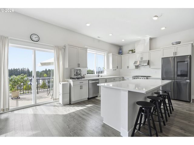 16673 Sw DARWIN Loop, Portland, OR 97224