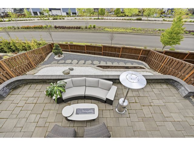 16673 Sw DARWIN Loop, Portland, OR 97224