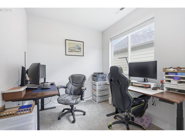 16673 Sw DARWIN Loop, Portland, OR 97224