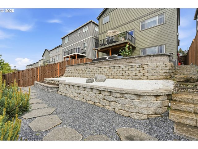 16673 Sw DARWIN Loop, Portland, OR 97224