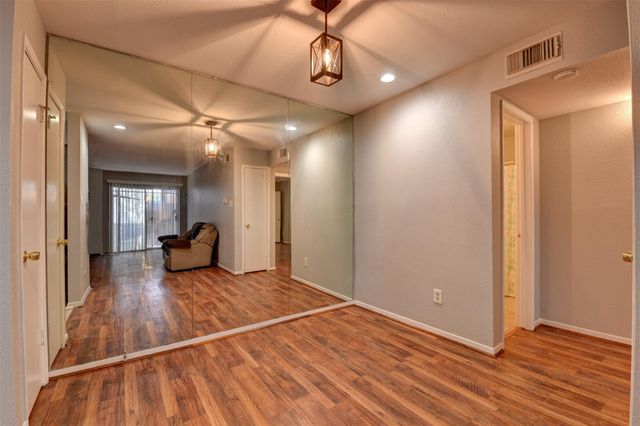 9350 Country Creek Drive 50, Houston, TX 77036