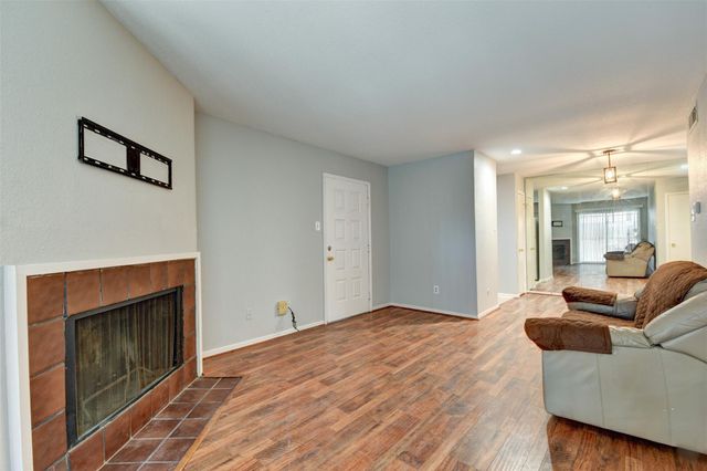 9350 Country Creek Drive 50, Houston, TX 77036