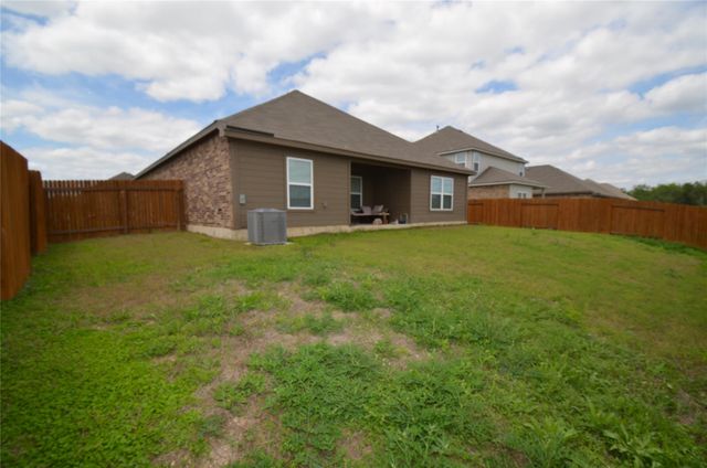 1187 Amy DR, Kyle, TX 78640