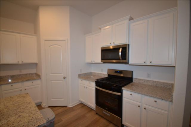 1187 Amy DR, Kyle, TX 78640