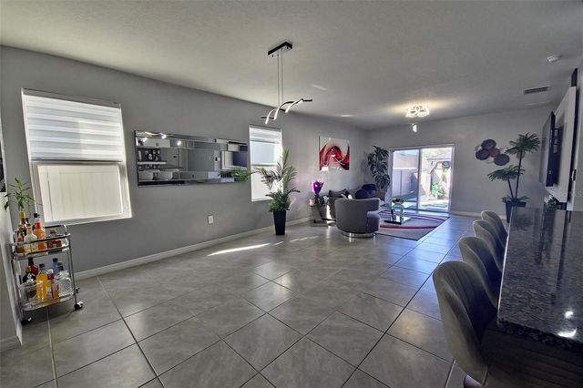 1292 CASCADES AVENUE, Davenport, FL 33837