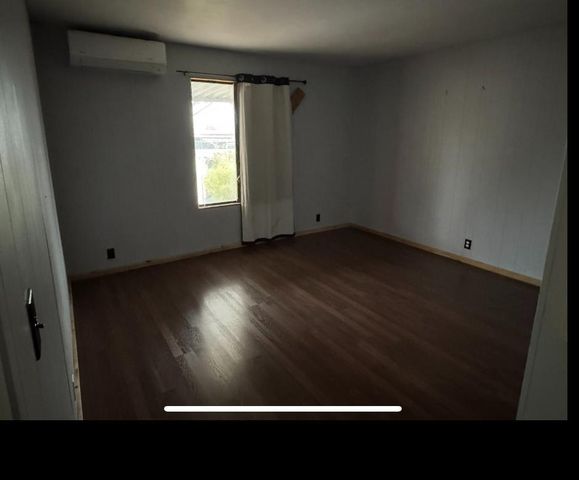 220 S Madera Ave Spc 10, Kerman, CA 93630