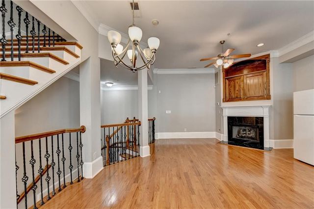 813 Clifton Heights Lane NE, Atlanta, GA 30329