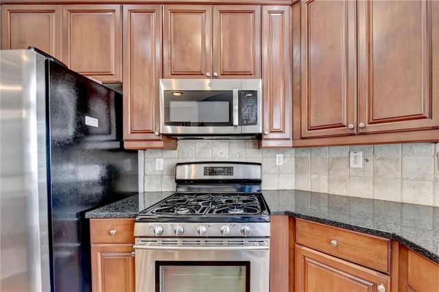 813 Clifton Heights Lane NE, Atlanta, GA 30329