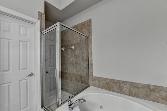 813 Clifton Heights Lane NE, Atlanta, GA 30329