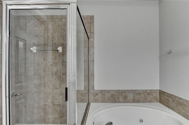 813 Clifton Heights Lane NE, Atlanta, GA 30329