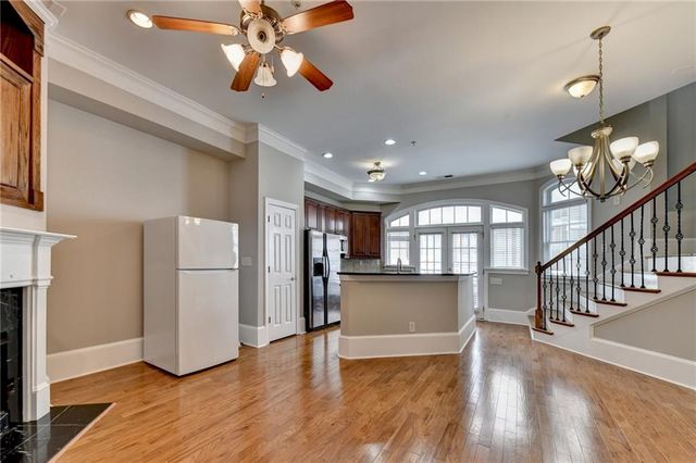 813 Clifton Heights Lane NE, Atlanta, GA 30329