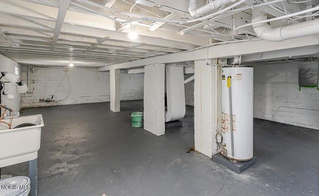 509 Dover Place, Toledo, OH 43605