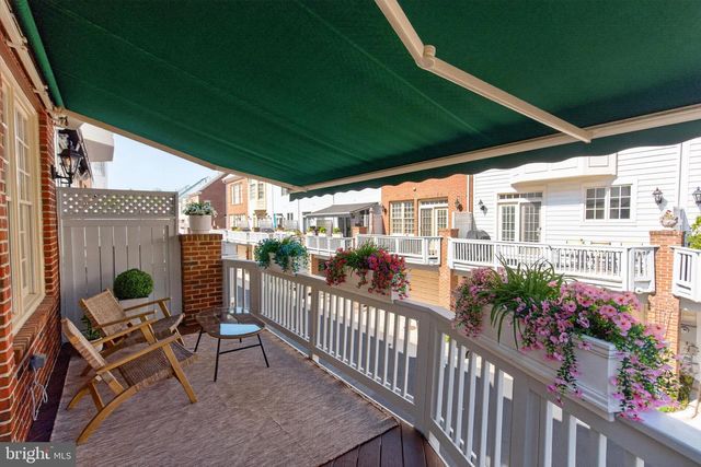 1221 ROUNDHOUSE LN, Alexandria, VA 22314