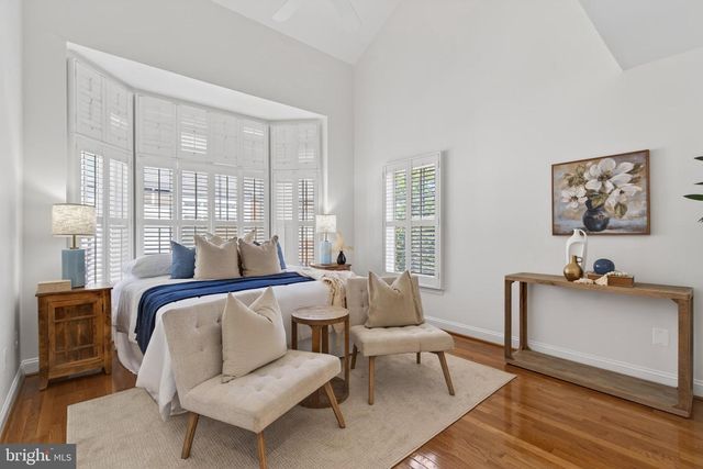 1221 ROUNDHOUSE LN, Alexandria, VA 22314