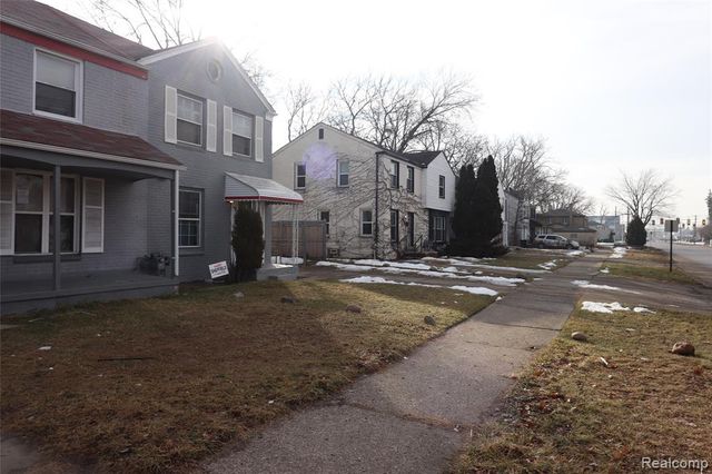 19484 Schaefer Highway, Detroit, MI 48235