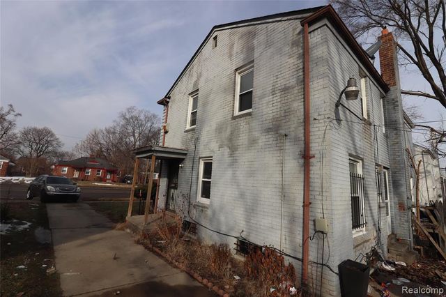 19484 Schaefer Highway, Detroit, MI 48235