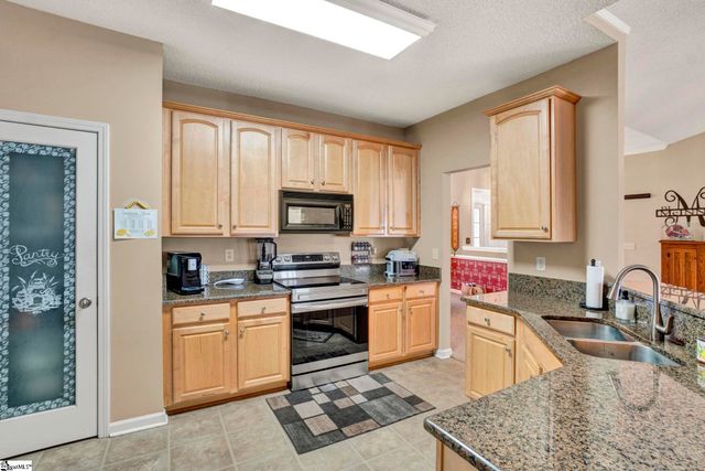 5 Laurelcrest Lane, Travelers Rest, SC 29690