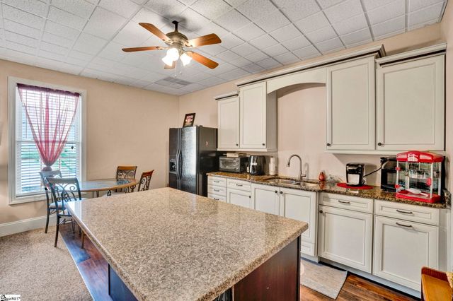 5 Laurelcrest Lane, Travelers Rest, SC 29690