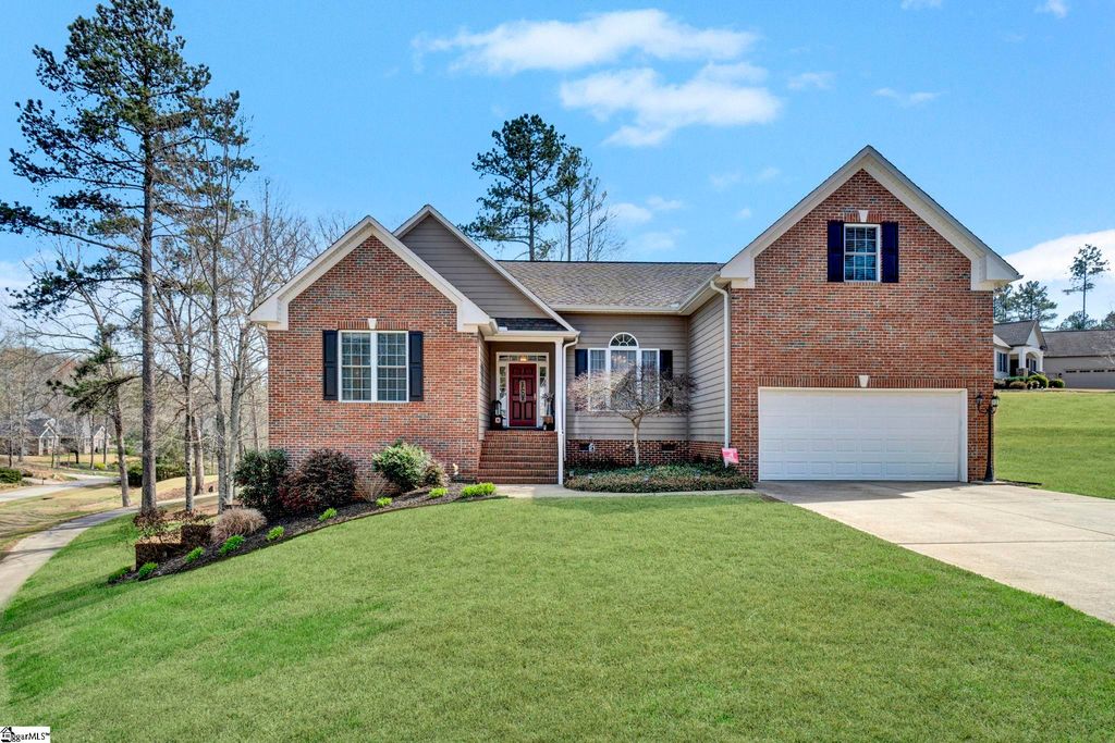 5 Laurelcrest Lane, Travelers Rest, SC 29690