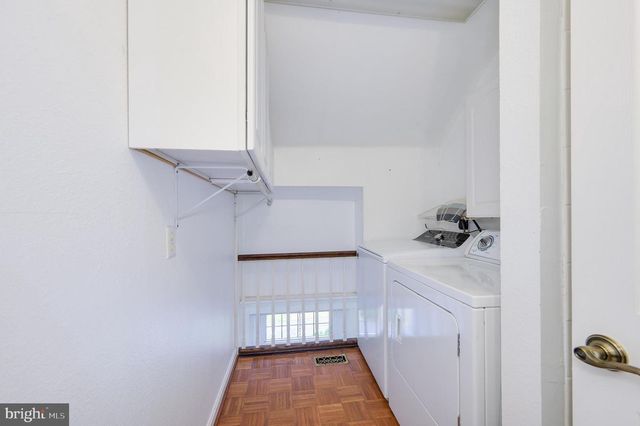 15376 CHARLES TOWN RD, Charles Town, WV 25414