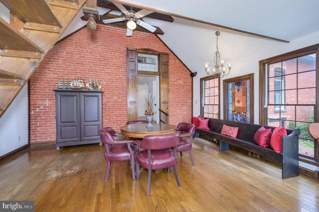 15376 CHARLES TOWN RD, Charles Town, WV 25414