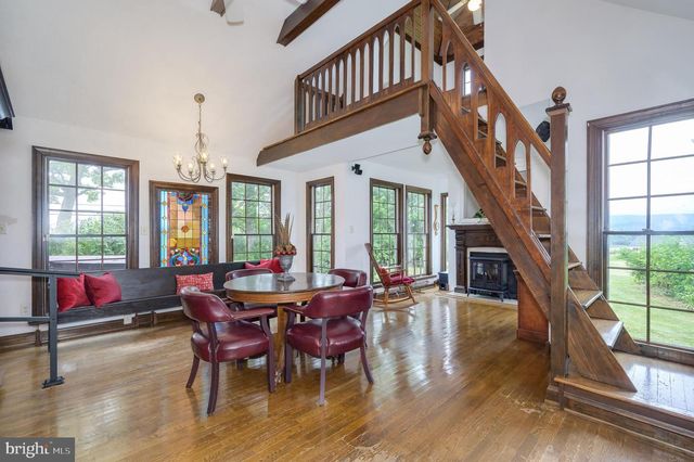 15376 CHARLES TOWN RD, Charles Town, WV 25414