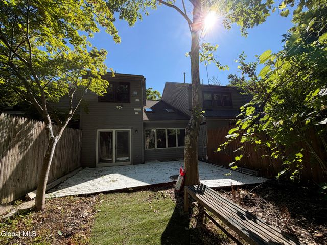 250 Woodscape Drive, Guilderland, NY 12203