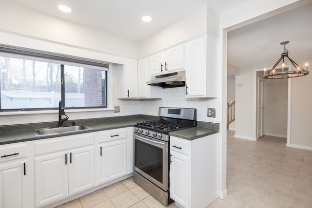468 Island St 468, Stoughton, MA 02072