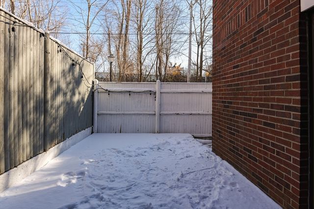 468 Island St 468, Stoughton, MA 02072