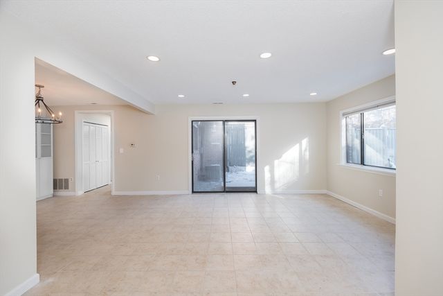 468 Island St 468, Stoughton, MA 02072