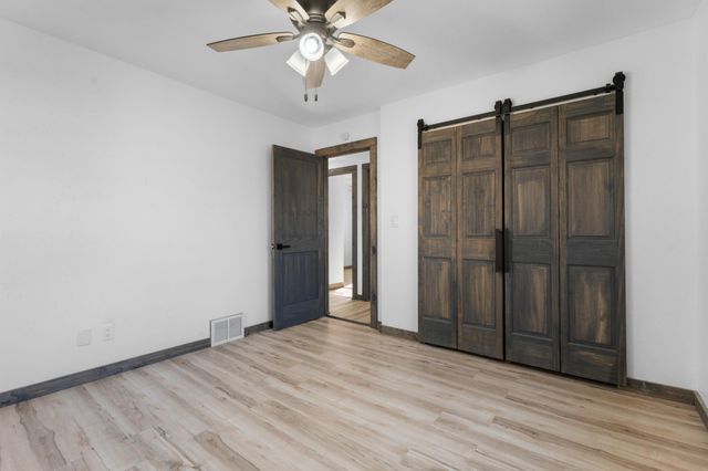 26 Oak Lane, Pine Island, MN 55963