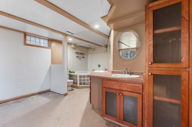 26 Oak Lane, Pine Island, MN 55963