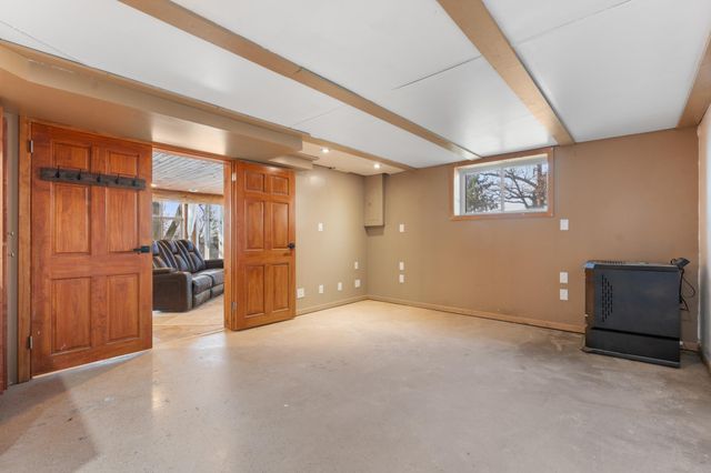 26 Oak Lane, Pine Island, MN 55963