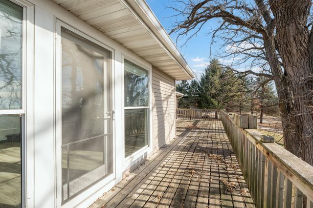 26 Oak Lane, Pine Island, MN 55963