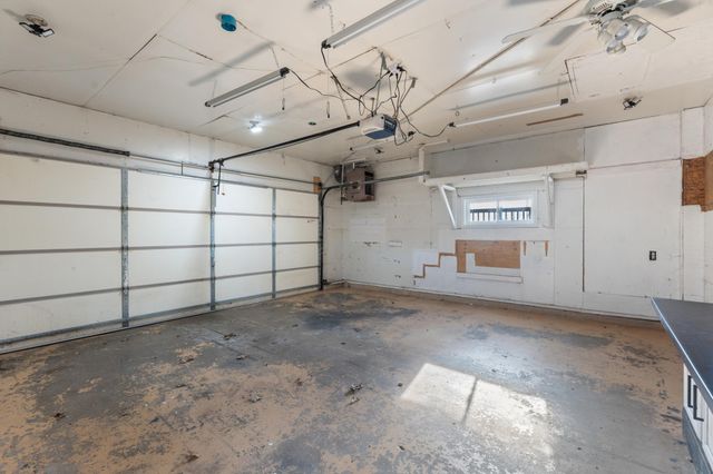 26 Oak Lane, Pine Island, MN 55963