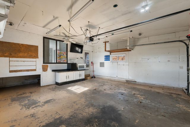 26 Oak Lane, Pine Island, MN 55963