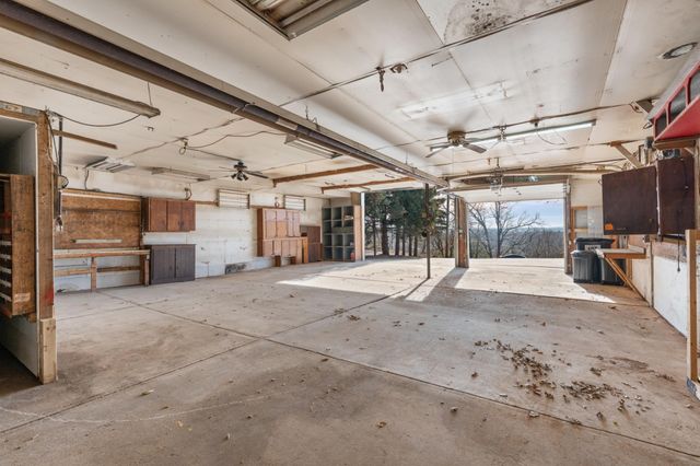 26 Oak Lane, Pine Island, MN 55963