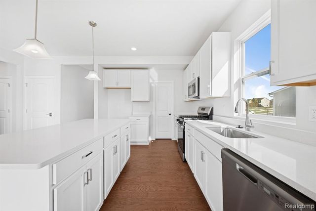 2794 Gallop Way, Saline, MI 48176