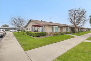 1671 Interlachen 285L, Seal Beach, CA 90740