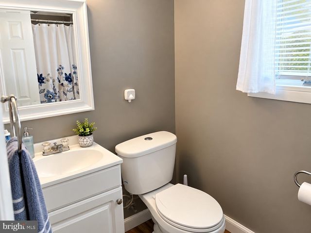 904 CEDAR AVE, Pitman, NJ 08071