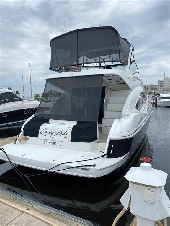 50' BOAT SLIP E-14 GULF HARBOUR MARINA, FORT MYERS, FL 33908 — exterior